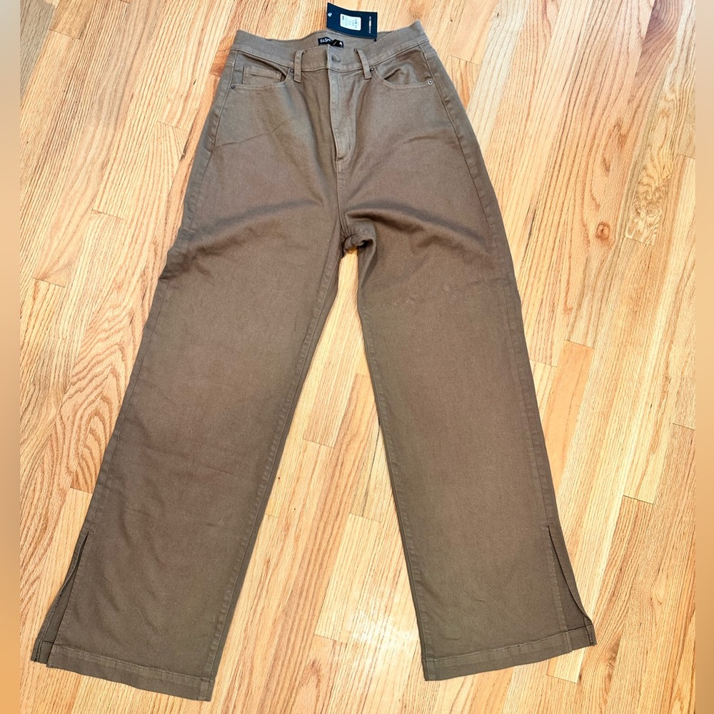 Fashion Nova Deep In My Soul Flare Jeans - Brown - NWT